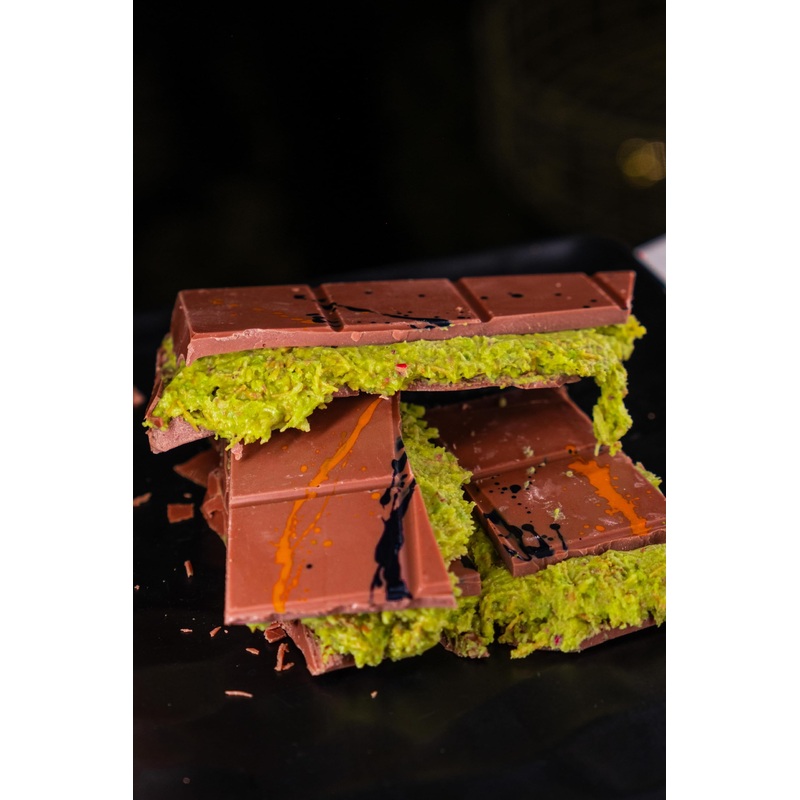 Dubai Chocolate Bar Pistachio Knife Dubai Kunefe Chocolate with lots of Kadayif Viral Dubai Pistachio Chocolate Bar (400 GR - 0.88 lb 2 Chocolate Bar)