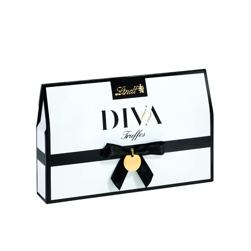 Lindt chocolate - Diva Pralin s Collier |114 G |Praline box with 10 chocolates in 4 delicious varieties |Praline gift |Chocolate gift clutch 114 g (1 Pack)