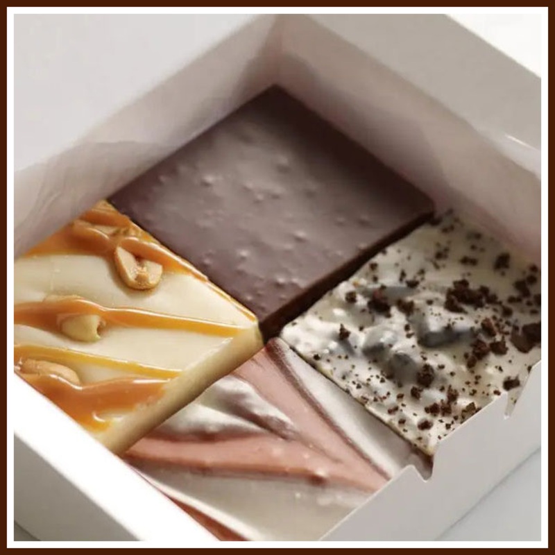 4 Piece Fudge Box