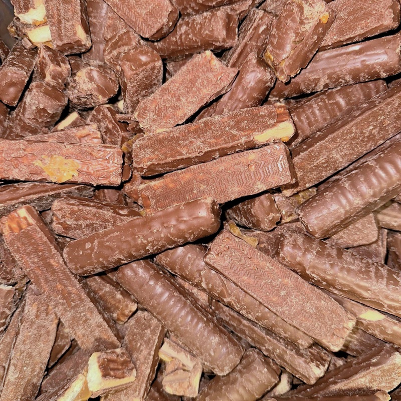 TWIX Fun SIze Caramel Cookie Bars Unwrapped Bulk - 24lb